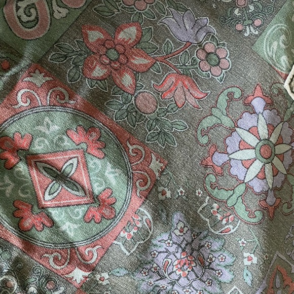 SURF PONCHO/KOREAN SWEATSHIRT DRESS w/ POCKETS & pretty design! Worn once⚡️EUC⚡️ - Picture 7 of 13